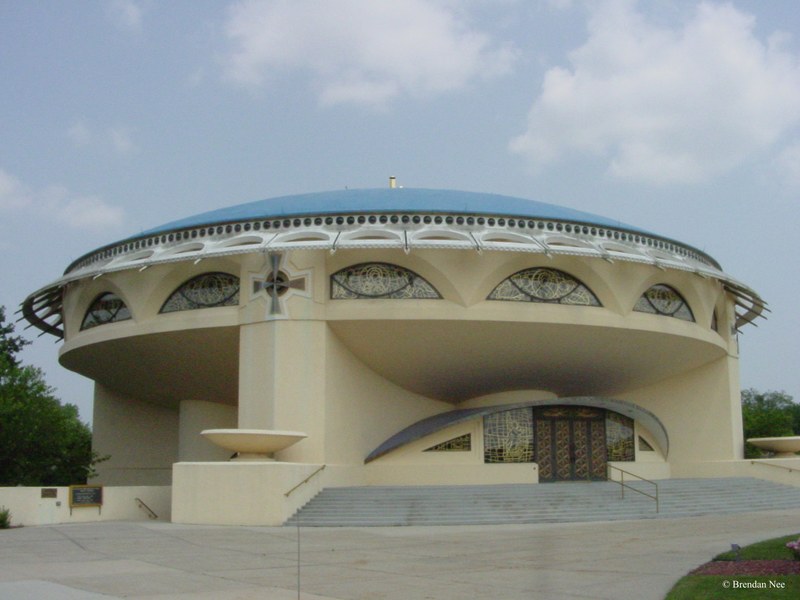 Frank Llyod Wright Greek Orthodox Church - Milwaukee 6-02 063